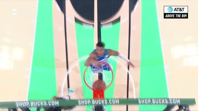 雄鹿vs尼克斯五佳球 字母哥平底起惊雷空接炸筐