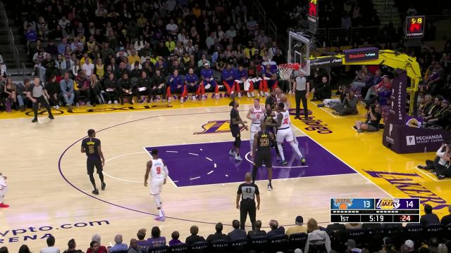 回顾湖人vs尼克斯交战记录 詹眉与布伦森兰德尔上演强强对话