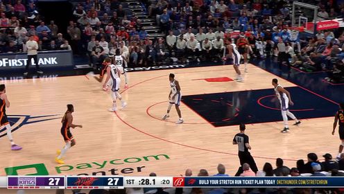 《TOP时刻》12日NBA最佳镜头 亚历山大篮下1v2销魂拉杆上篮