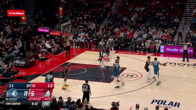 内线游龙戏凤 唐斯粗中有细灵动脚步突破防守