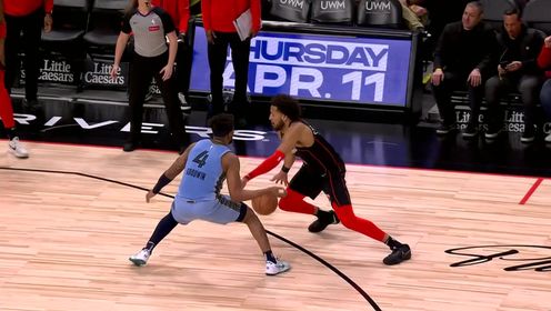 《NBA全场集锦》菜鸡互啄版神剧情！3J窒息时刻空篮不中坎宁安打板偏出灰熊守住胜利