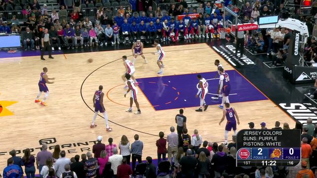 得分如此轻松 戈登弧顶小试牛刀三分稳稳命中