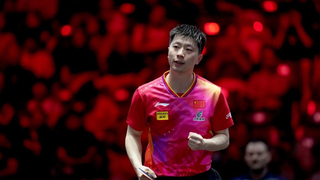 太狠!35岁马龙打到对手直咬球拍 心态大崩 导演绝地大逆转