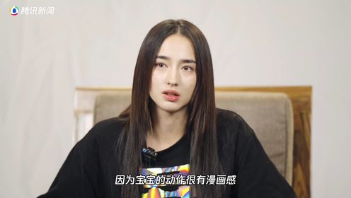 娜然李宛妲医院“钢管舞”拍摄现场：后翻难度高，需要剪刀腿穿过威亚线