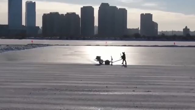 小寒节气到哈尔滨感受冰天雪地