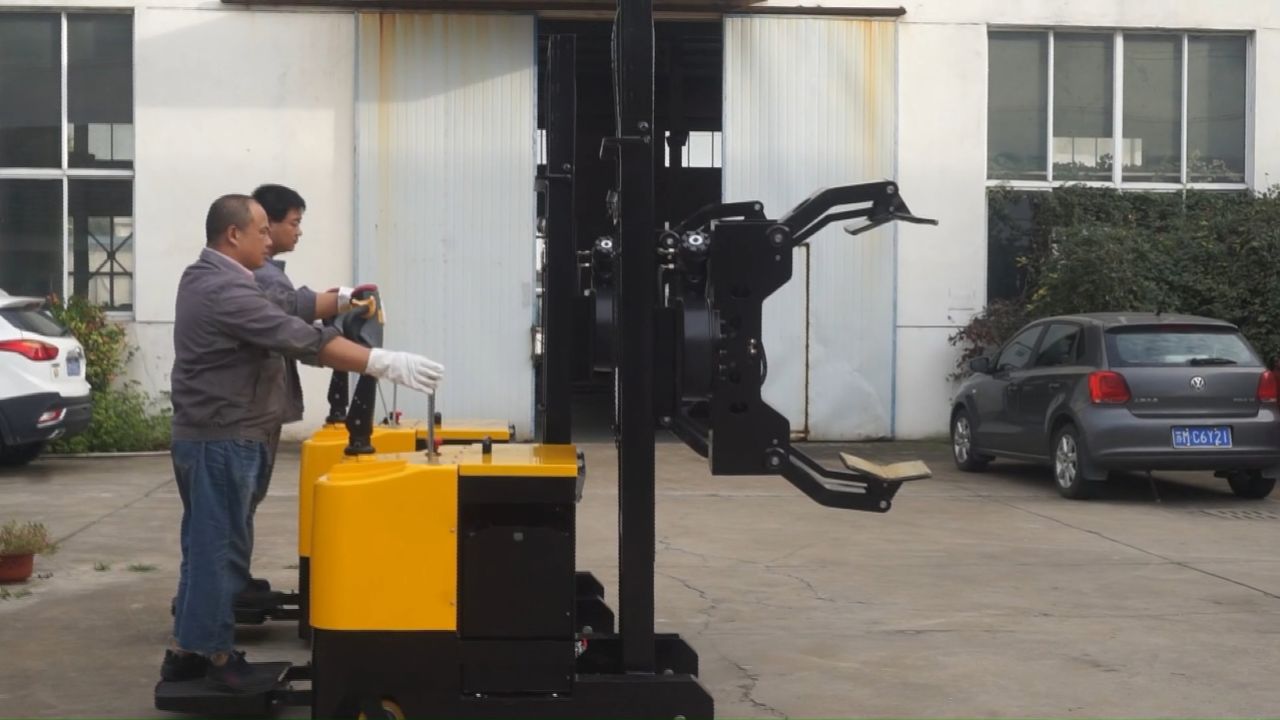 惠泽电动夹抱车ce认证, iso9001认证, 发明专利