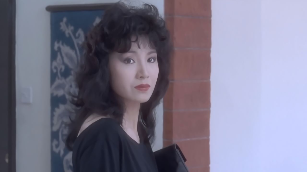 甄妮的《海上花》,歌声柔情万种,听她唱歌真是一种享受!