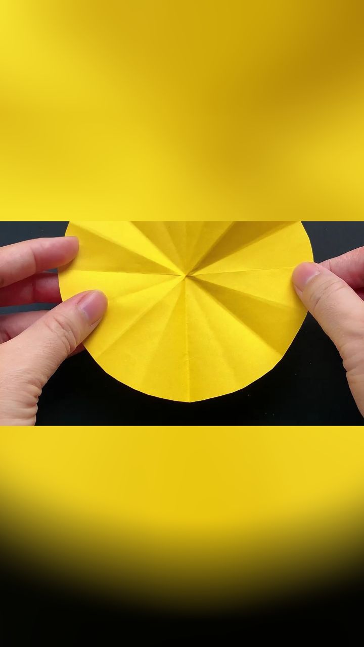 找不到圆规了,怎样才能剪出一个圆?