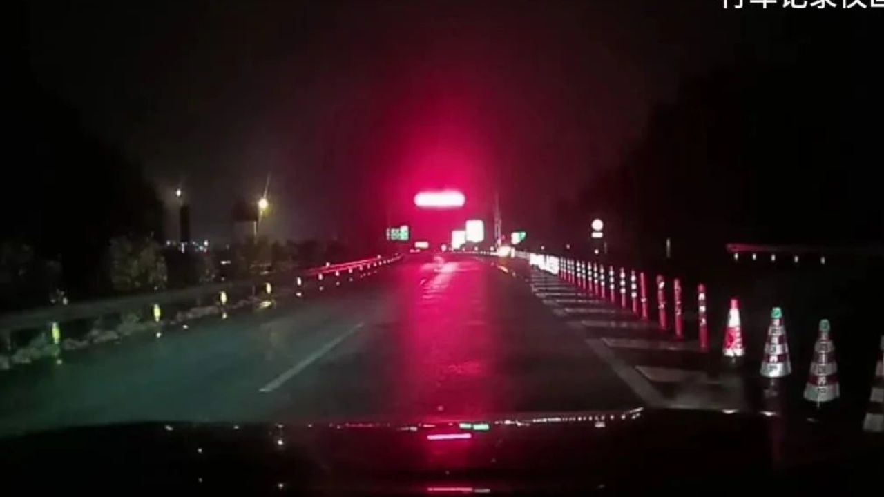 追尾!丨夜间行车安全