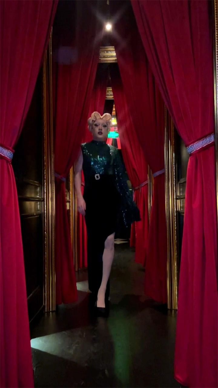 没事走两步,变装皇后