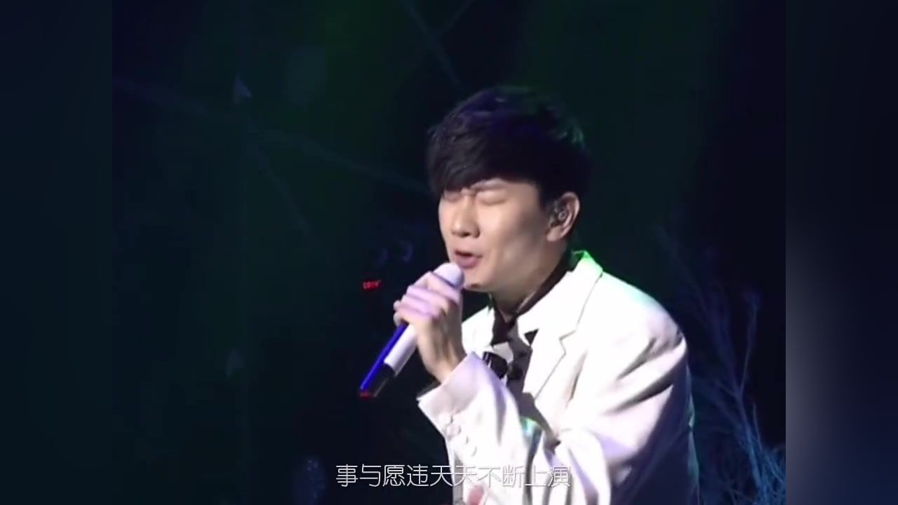 toobad林俊杰 #冬季恋歌 "too bad真的特别适合下雨天戴着耳机在公交