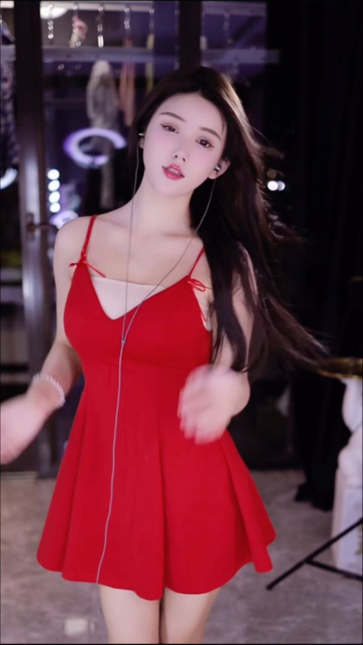 美女的热舞