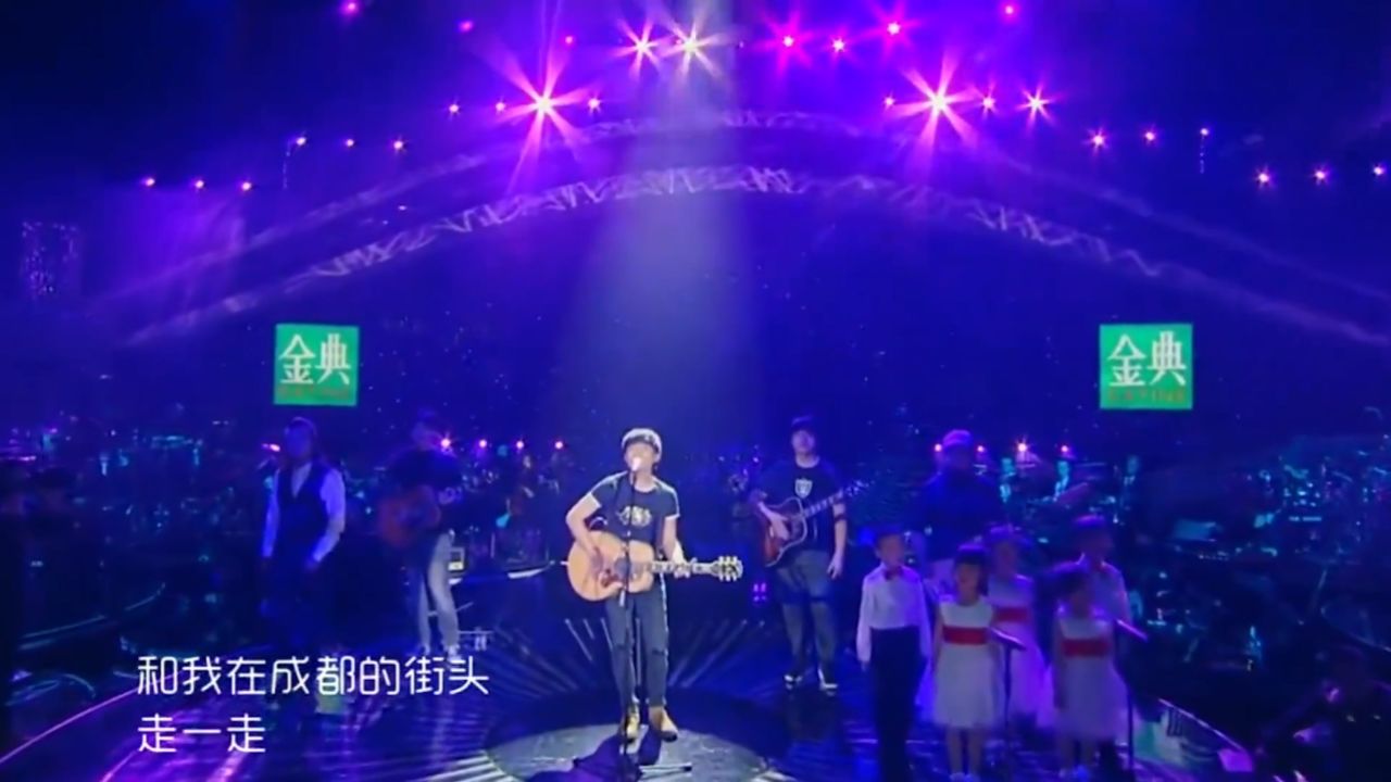 2024年白敬亭又火了,翻唱《成都》他绝了,开口不输赵雷