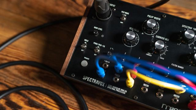 【新品发布】Moog Spectravox | 半模块化声码器/合成器/均衡器