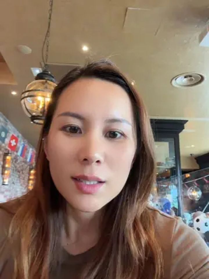 普通女 #外国人 #生活随拍 #人物随拍