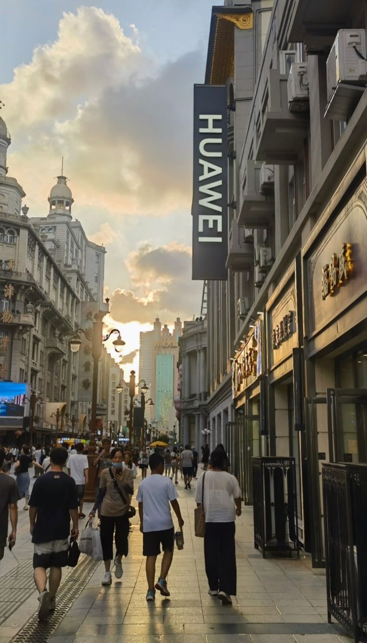 这里是天津金街