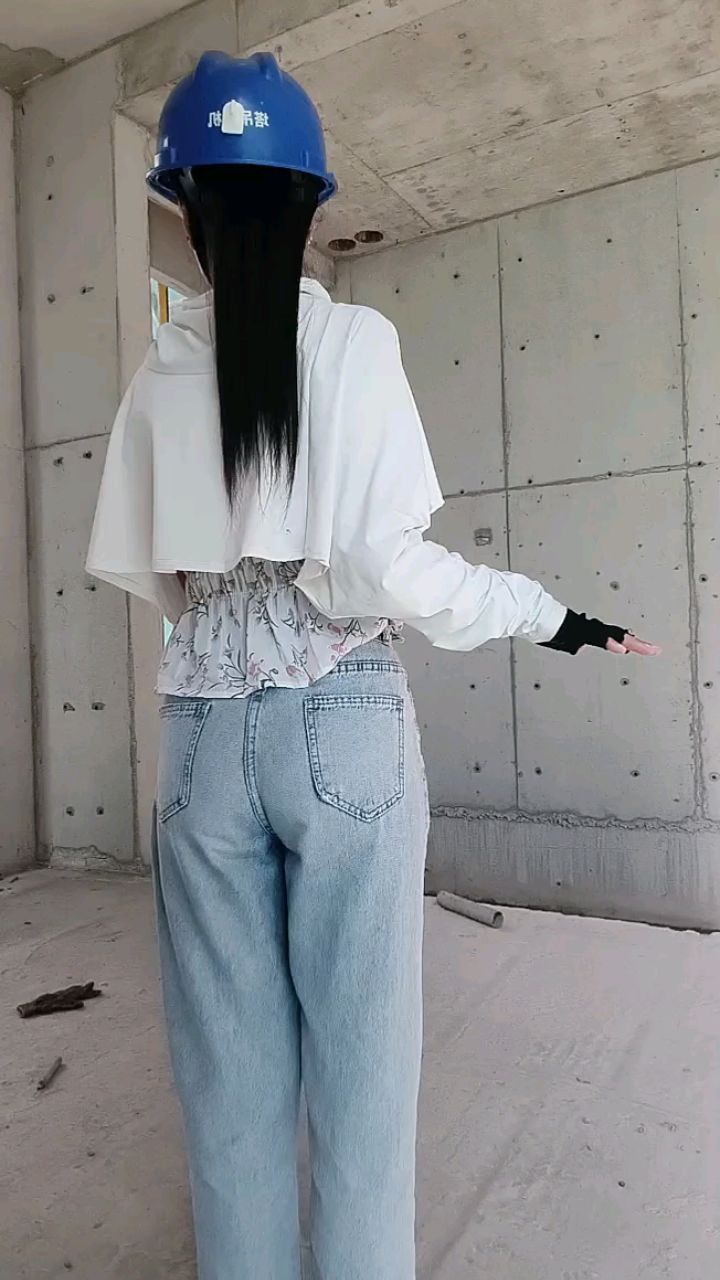 背影杀手小姐姐
