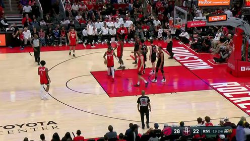 《休斯敦火箭》【回放】NBA常规赛：猛龙vs火箭第2节英文原声回放