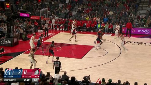 《NBA全场集锦》命中奇才第一记三分！普尔三分线外一步远接球就扔洞穿网窝
