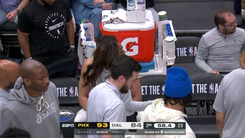 《达拉斯独行侠》【回放】NBA常规赛：太阳vs独行侠第3节英文原声回放