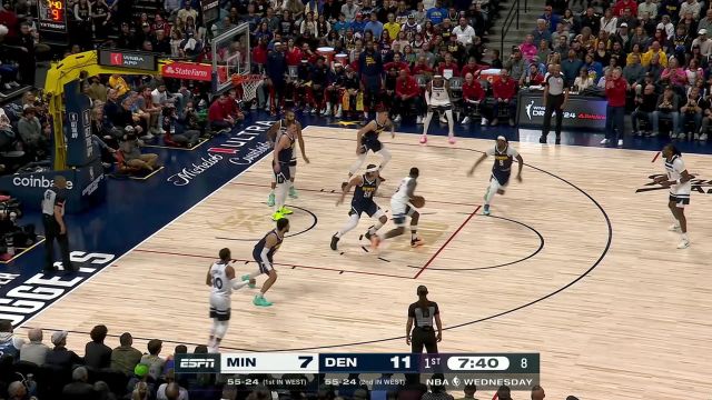 原地转起小陀螺 爱德华兹灵动脚步戏耍防守完成得分