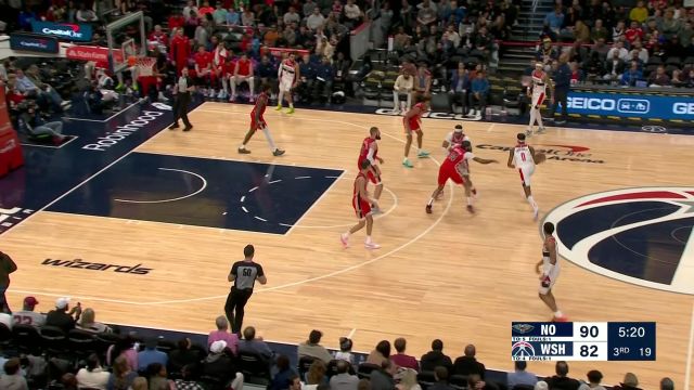 库兹马vs鹈鹕集锦 空砍27分7板独木难支