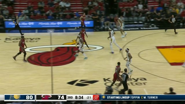 该出手时就出手 巴特勒及时追分造犯规2+1稳稳命中