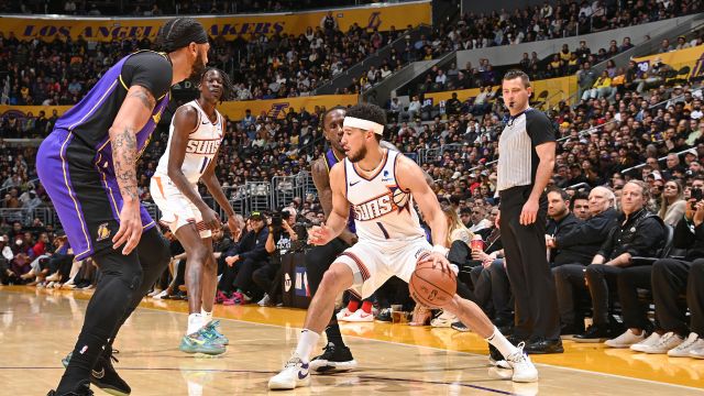 太阳127-109湖人 比尔砍太阳生涯新高37分 三巨头合砍86分拒绝赛季横扫