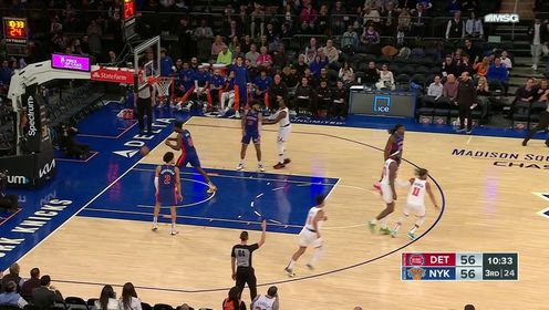 《NBA全场集锦》淹没在进攻火力当中 尼克斯外线三分雨及时下起