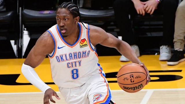 杰伦-威廉姆斯vs湖人集锦 25分6助攻频频送出虐筐表演