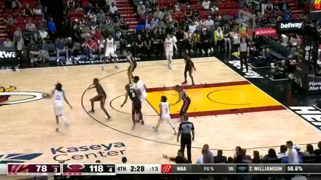 NBA常规赛：骑士vs热火第4节中文解说回放