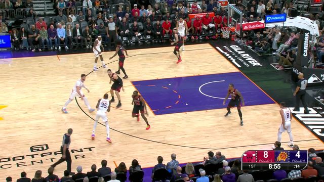 杜兰特吸引火力妙传连线 努尔基齐接球发难潇洒劈扣