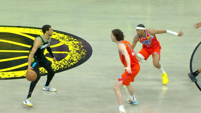 难度系数五颗星！哈利伯顿金鸡独立漂移三分哨响球进