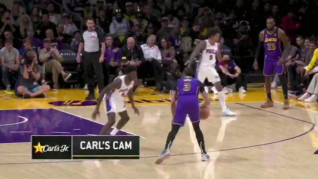 放眼望去全是防守 浓眉独闯龙潭以一敌三强势上篮