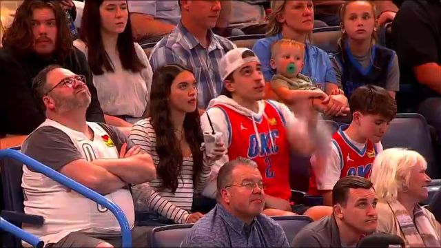 NBA常规赛：步行者vs雷霆英文原声全场回放