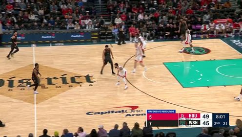 《NBA全场集锦》展示进攻技巧！贾里德-巴特勒突破篮下利用节奏反手上篮打进