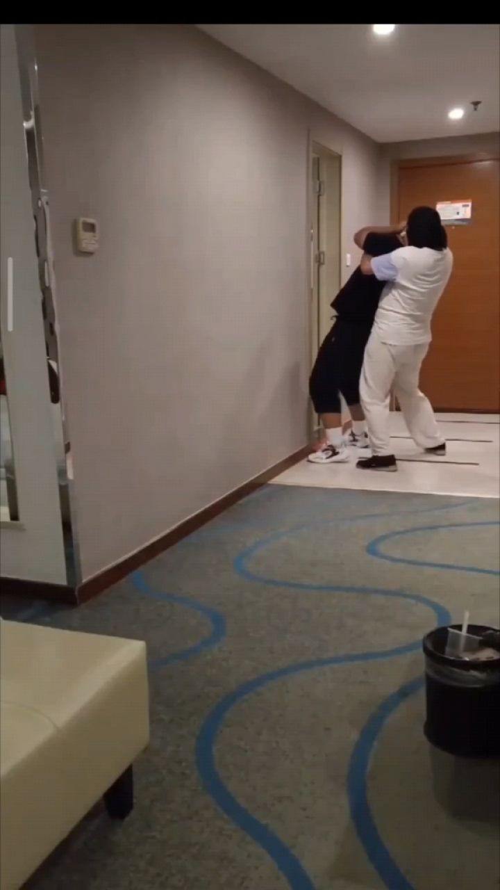 挣扎_高清1080P在线观看平台_腾讯视频