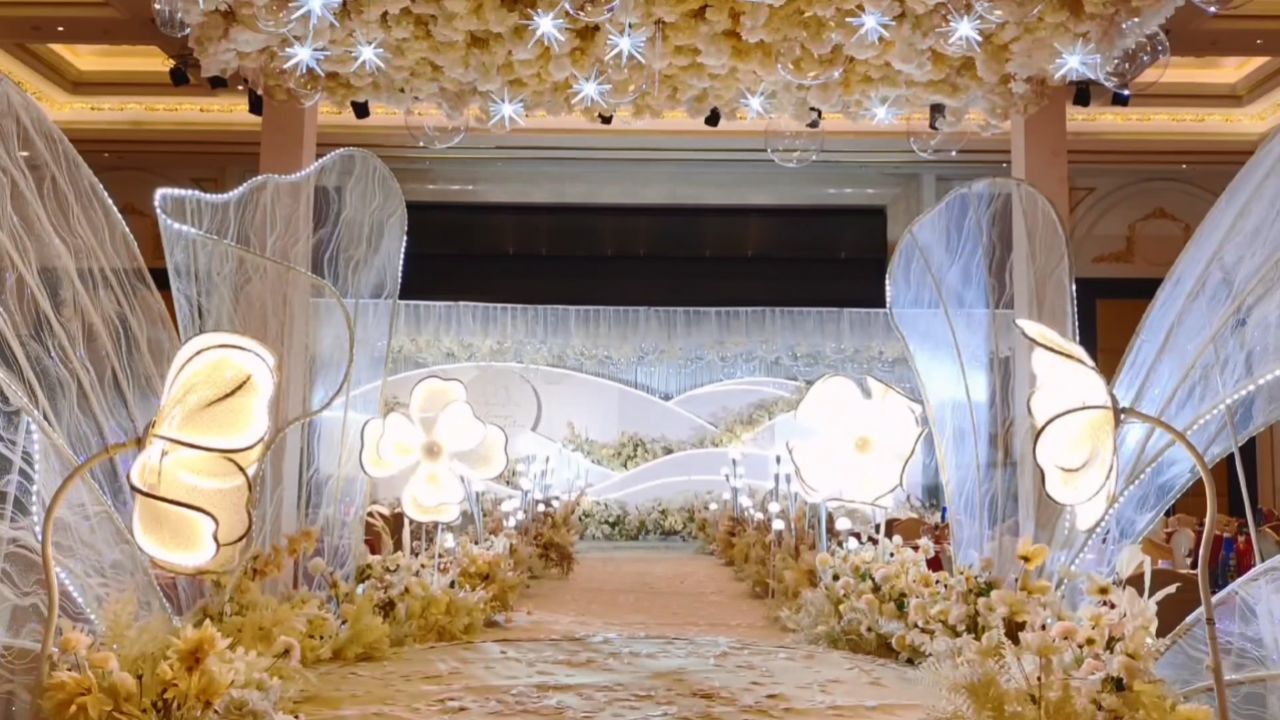 240106半岛大厅香槟色婚礼手机实景拍摄