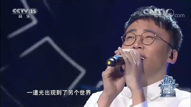 赵俊演唱的《神奇》,旋律热血优美动人,让人倾耳倾听