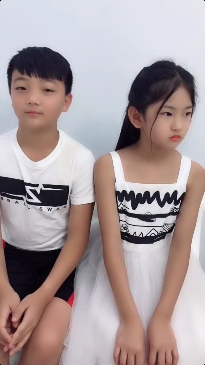 熙熙琪琪龙凤胎