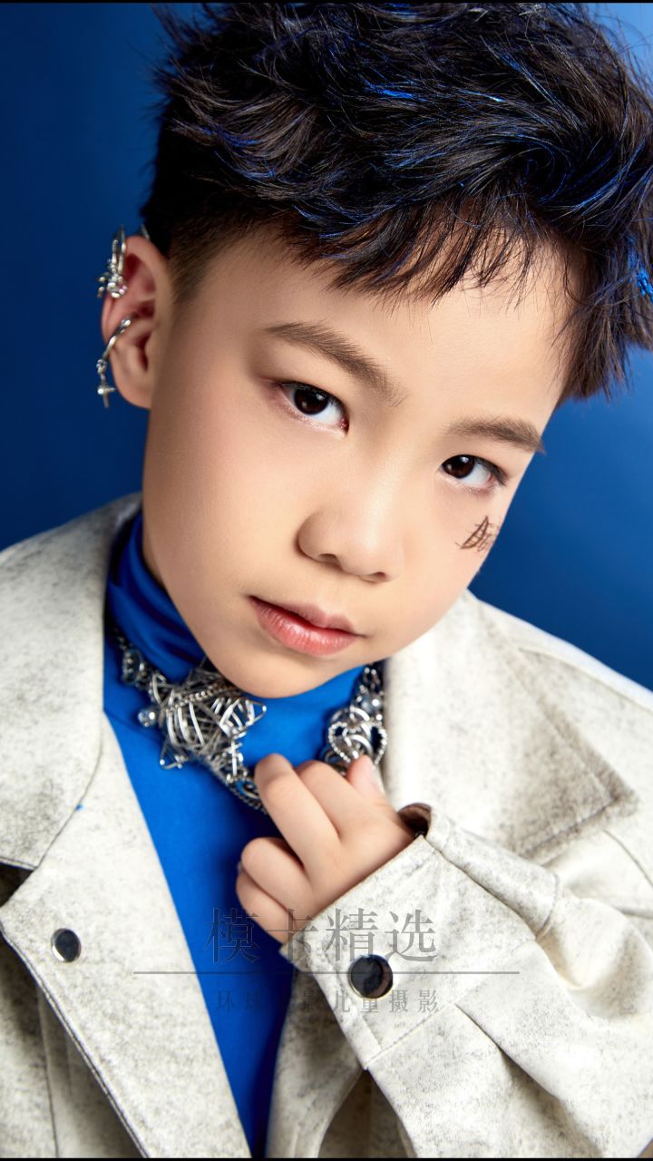 模卡精选i深圳儿童摄影店环球童影艺员张家赫拍摄花絮