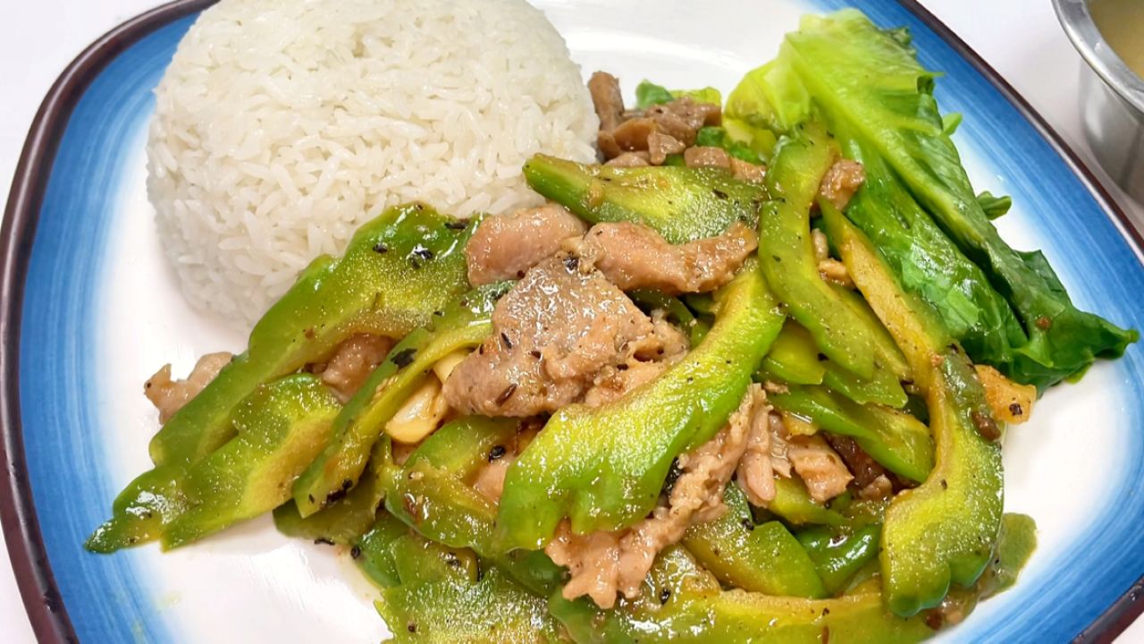 凉瓜炒肉片