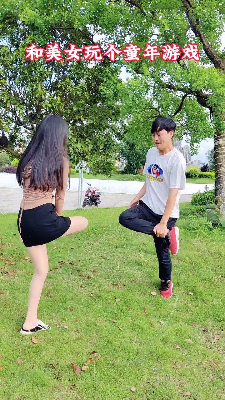 这娘们可不像好人啊#搞笑#搞笑视频#万万没想到_高清1080P在线观看平台_腾讯视频