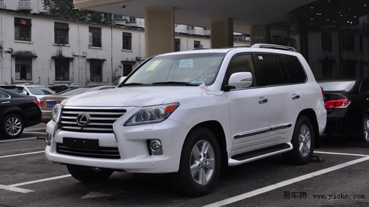 实拍老款雷克萨斯lx570