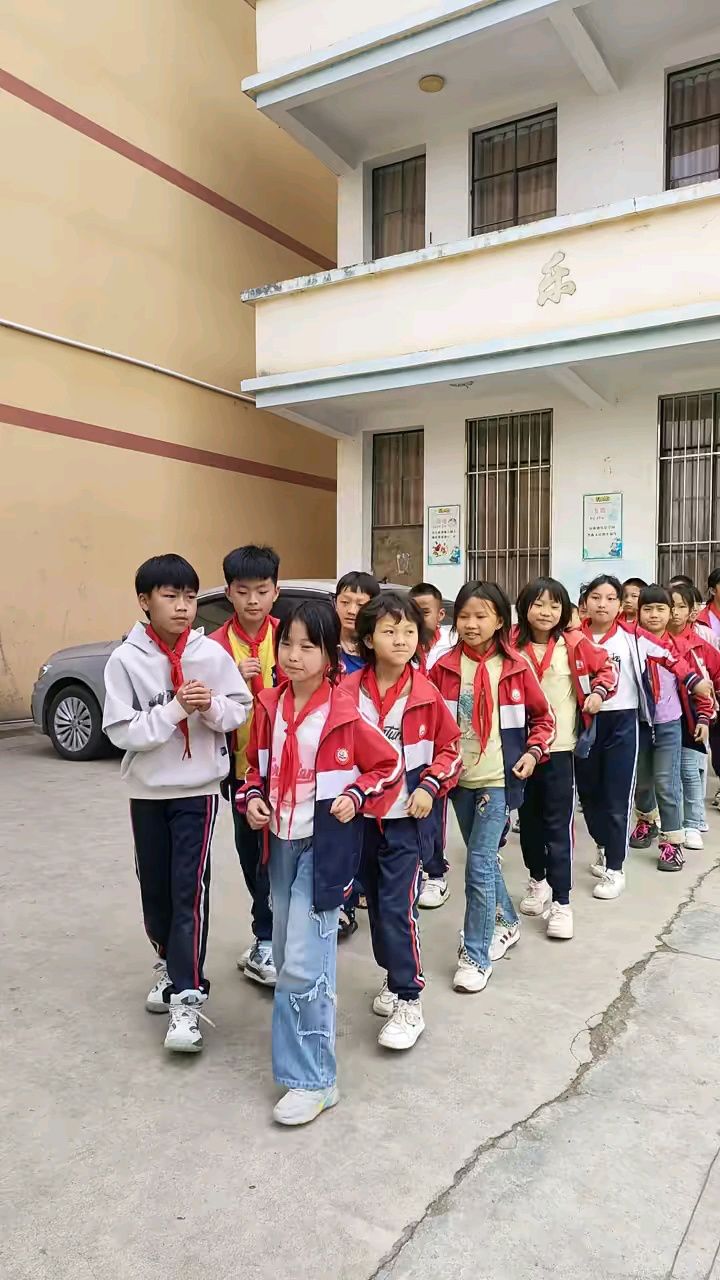 云南校园小学生课间操