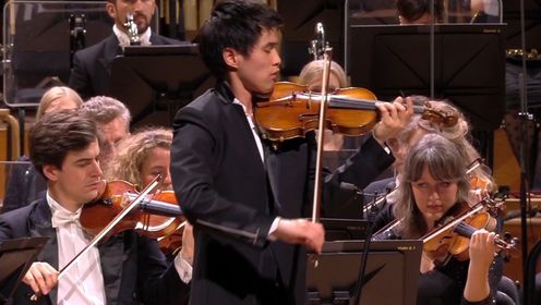 Kevin Zhu 在伊丽莎白女王小提琴比赛决赛中演奏Shostakovich的曲子 2024年5月31日
