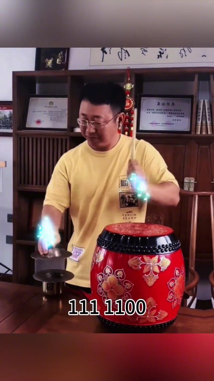 好熟悉的声音!#民族特色民族文化 #一起学打鼓 #中国鼓 #高手在民间