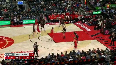 《多伦多猛龙》【回放】NBA常规赛：公牛vs猛龙第2节英文原声回放