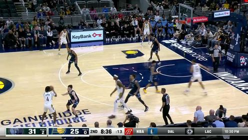 《NBA全场集锦》眼疾手快！克拉克机敏断球反击空篮暴扣