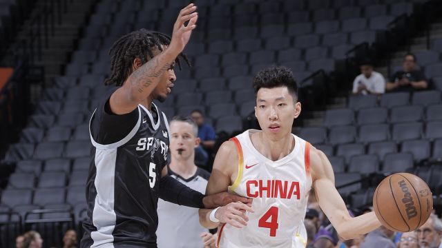 廖三宁vs马刺集锦  17分6板敢打敢拼表现亮眼